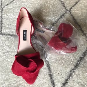 Nine West Pointed Flat, NWT, 5.5
